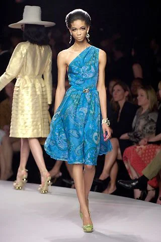 Look 10